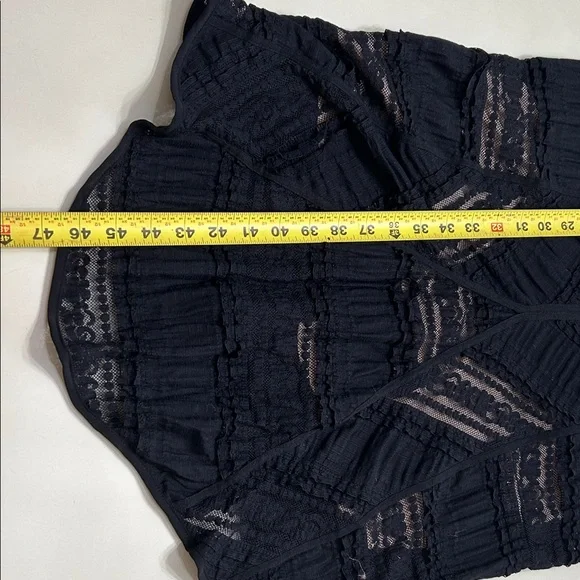 VENUS Black High Low Lace Dress - Picture 13 of 16